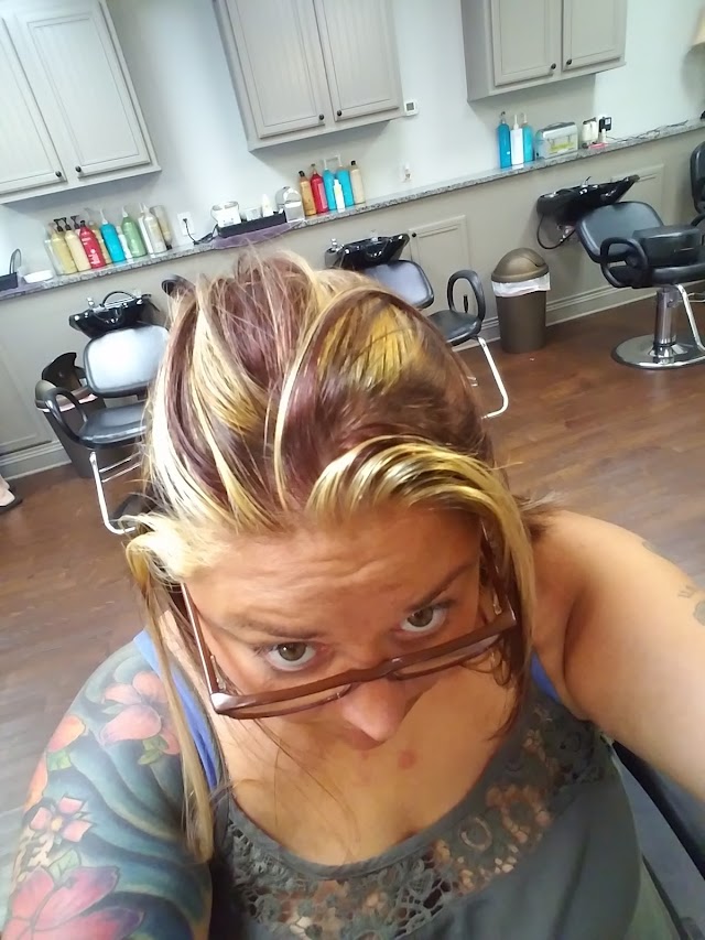Salon Five 01 photo 2