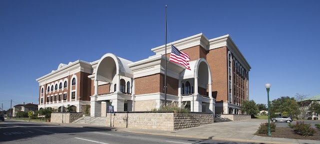 Sam Dennis Law photo 4