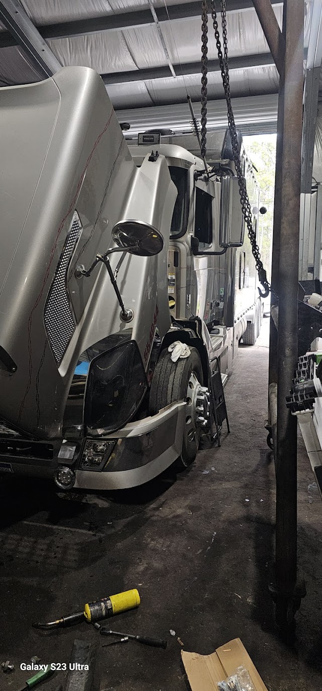 Savannah Mobile Truck Repair photo 4