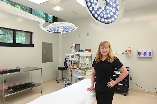 Savannah Plastic Surgery by Dr. Luke Curtsinger photo 4