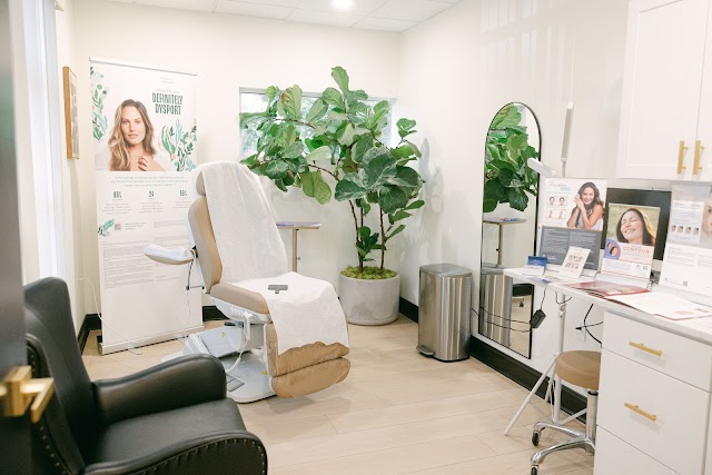 Savvy Skin Medical Aesthetics (SavElevé Medical Aesthetics) photo 2