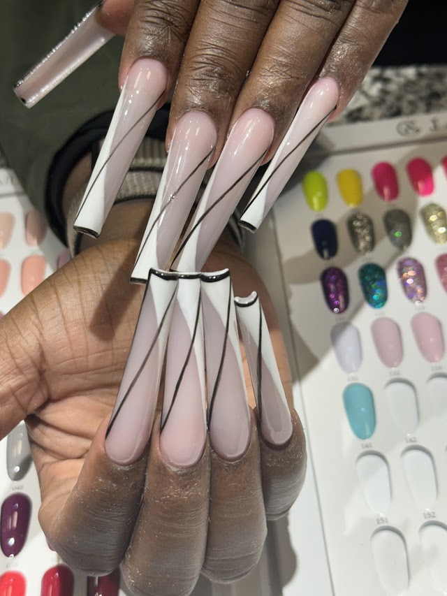 Signature Nails & Spa