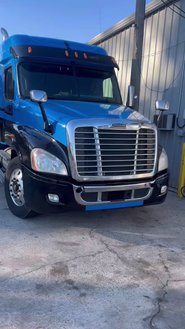 Smart Decision Truck Repair photo 3