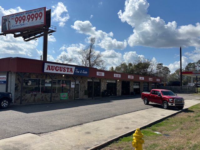 Smith Tire Co. photo 3