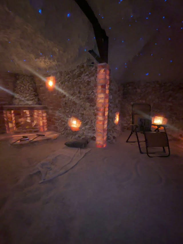 Sol Himalayan Salt Cave & Spa photo 3