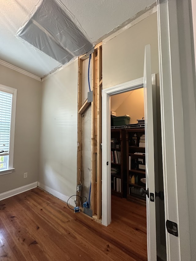 Southeast Restoration photo 4