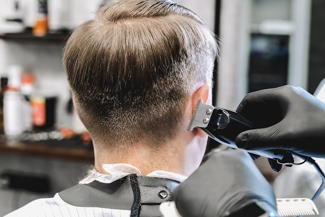 Southern Fine Lines Barber Shop & Hair Salon