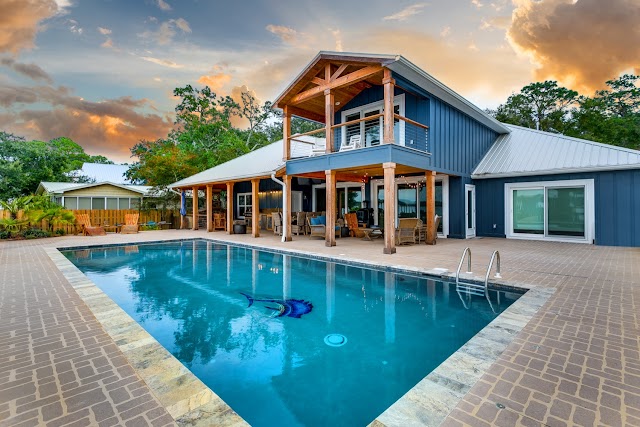 Southern Poolscapes