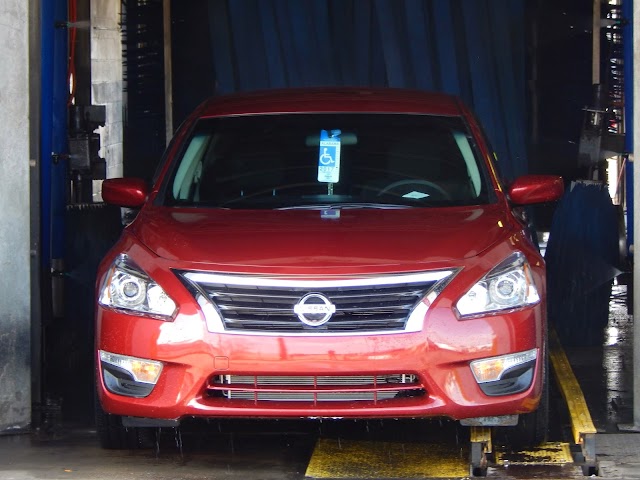 Spiffy's Car Wash photo 3