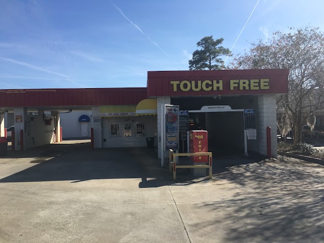 Splash Zone Car Wash photo 2