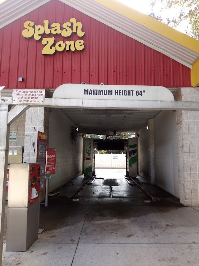 Splash Zone Car Wash photo 2