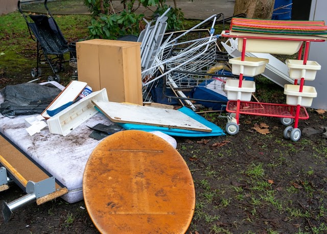Stand Up Guys Junk Removal photo 4