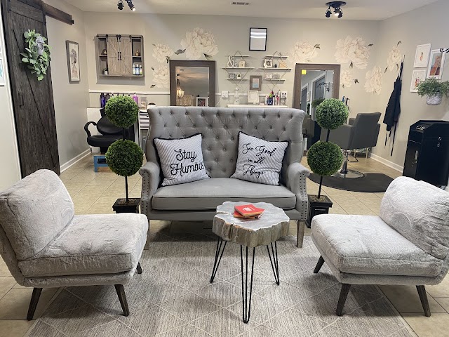Sugar & Comb Salon photo 4