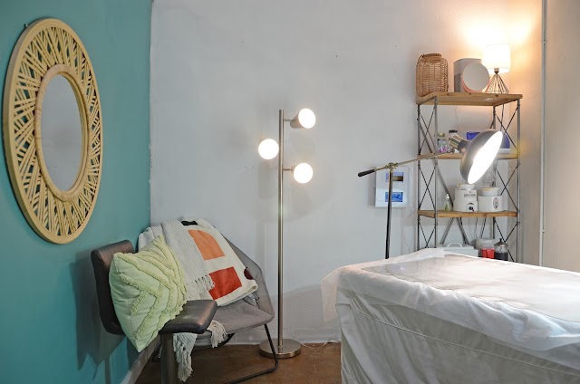 SugarBare Sugaring and Wax Studio photo 3