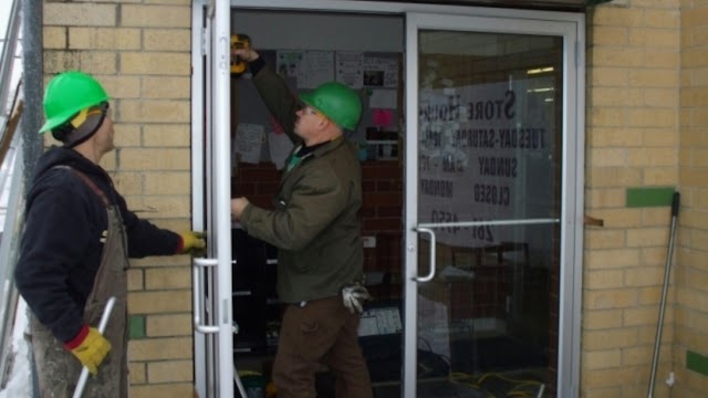Super Glass Windshield Repair photo 3