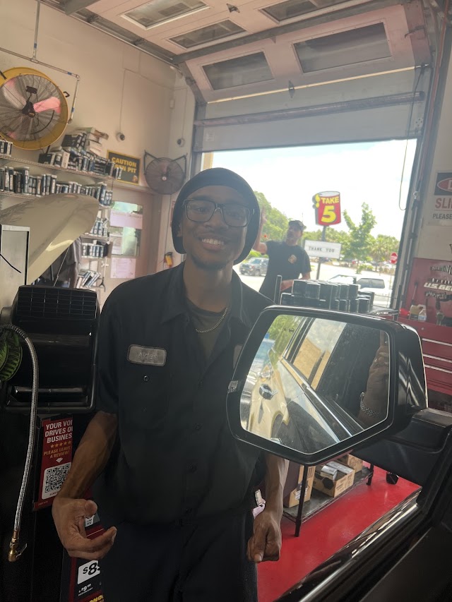 Take 5 Oil Change photo 2