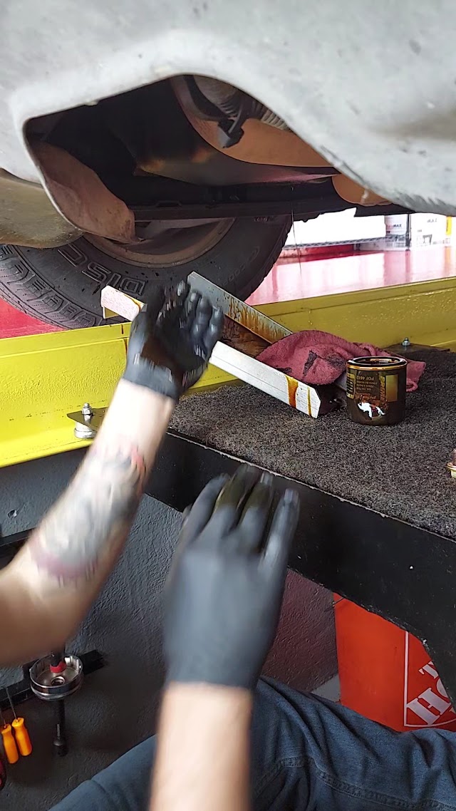 Take 5 Oil Change photo 3