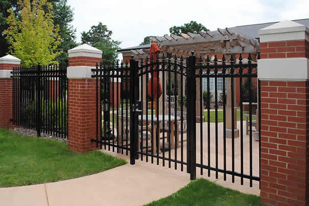 TC Fencing LLC photo 4