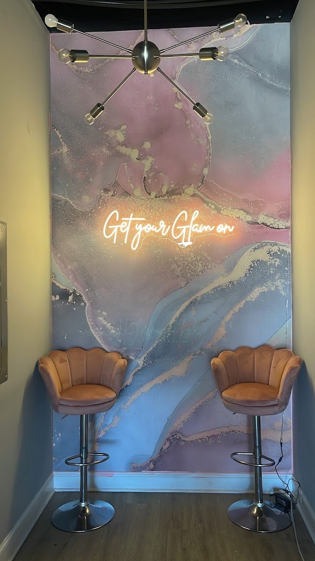 The Glam Cove