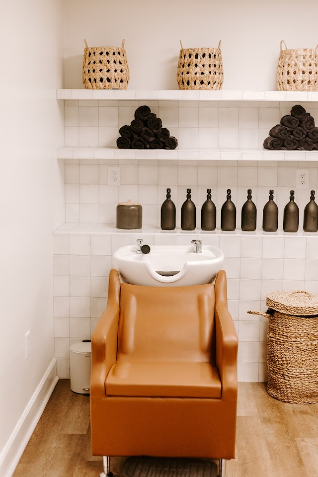 The Peach Salon photo 3