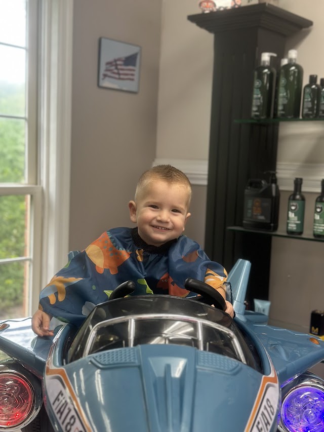 The Plainsman Barbershop photo 3