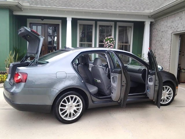 The Right Touch Inc Auto Detailing photo 4