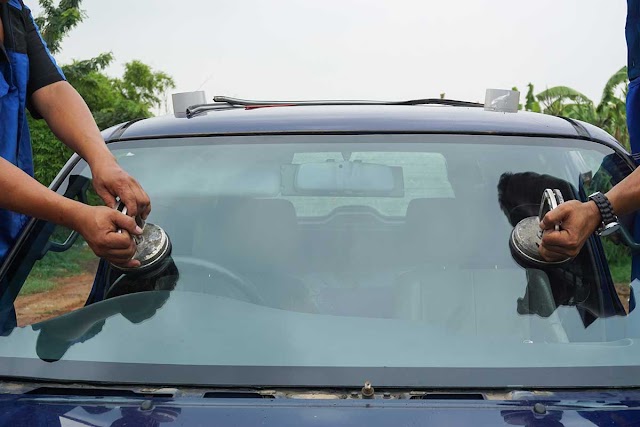 The Windshield Dentist - Headlight Restoration & Windshield Crack Repair Service Tuscaloosa AL photo 3