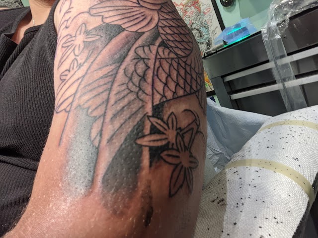 Thunderbolt Tattoo photo 4