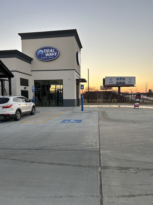 Tidal Wave Auto Spa | Car Wash photo 2