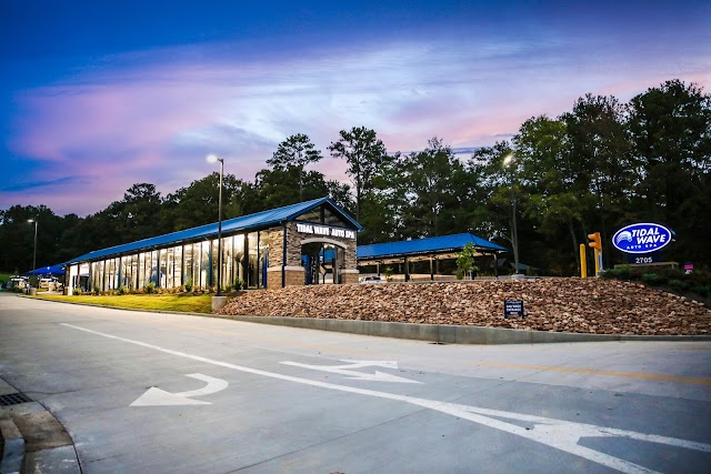 Tidal Wave Auto Spa | Car Wash photo 2