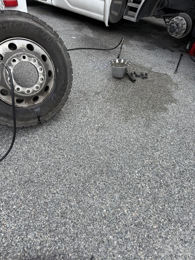 Tire and trailer service