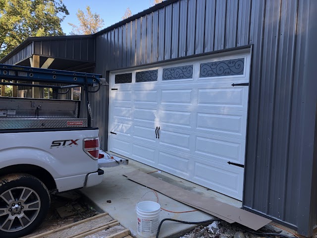 Titan overhead door photo 2