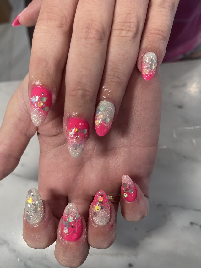 Tom Hill Nail and Spa