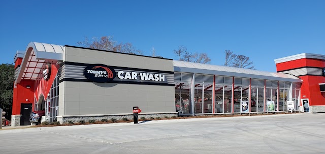 Tommy's Express® Car Wash photo 4