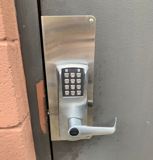 Top Locksmith photo 4
