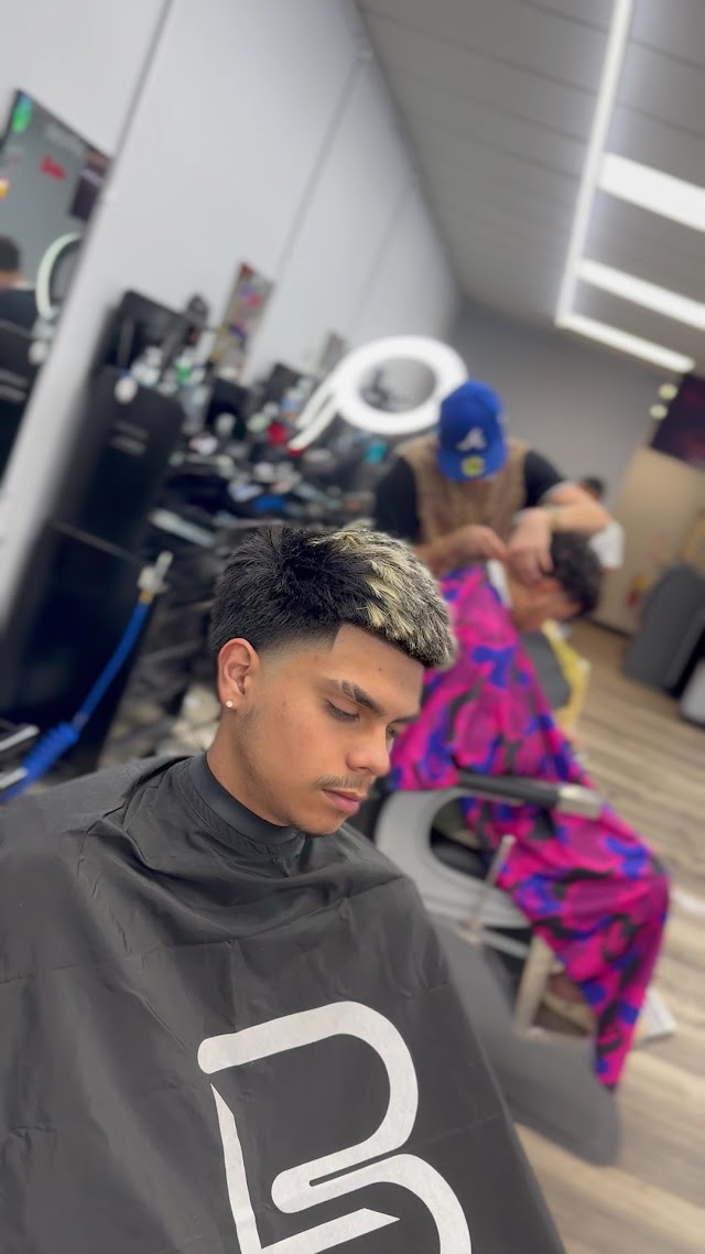 Top of the Line Barbershop photo 3