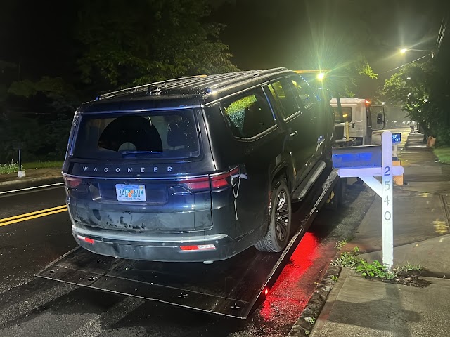 Tow Man Tow Truck & Roadside Assistance photo 2