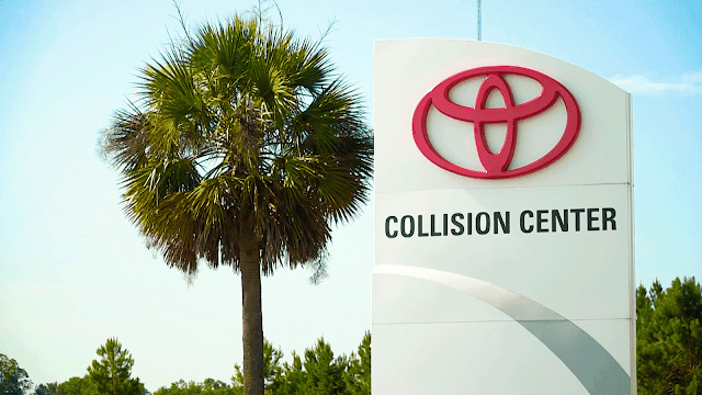 Toyota Collision Center photo 2