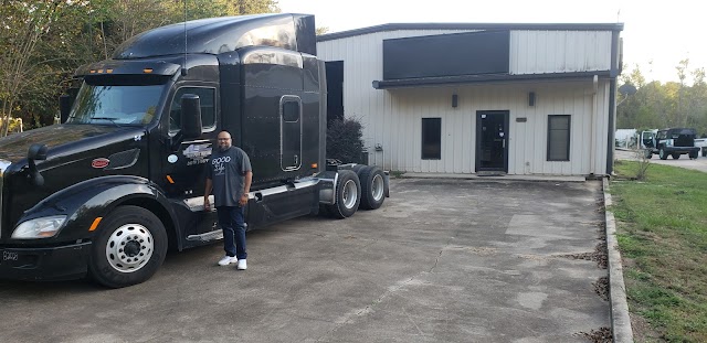 Twin Screw On-Site Truck Repair photo 2
