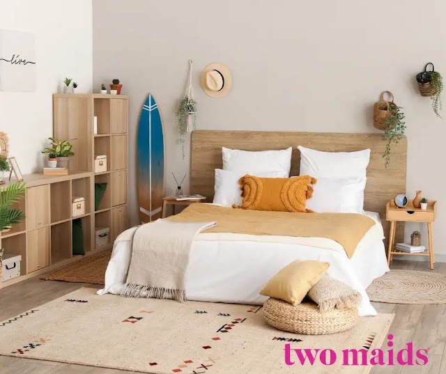 Two Maids photo 4