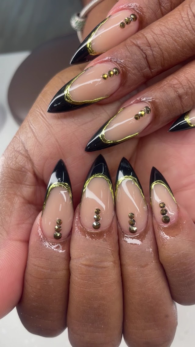 Unique Nails photo 3