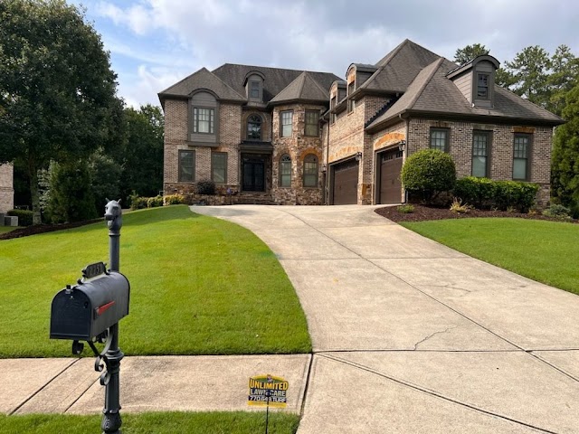 Unlimited Lawn Care photo 3