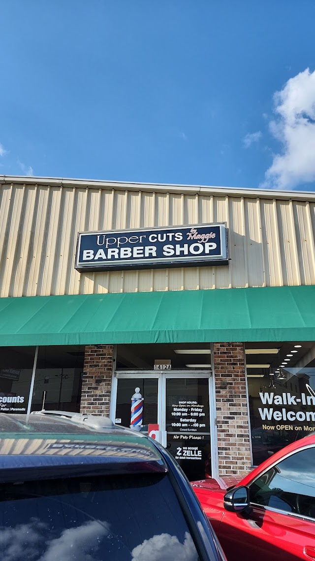 Upper Cuts By Maggie - Barber Shop photo 2