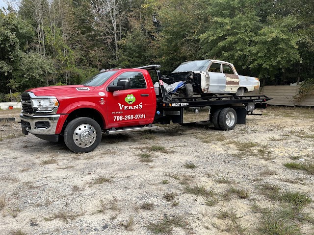 Vern's Wrecker & Recovery photo 2