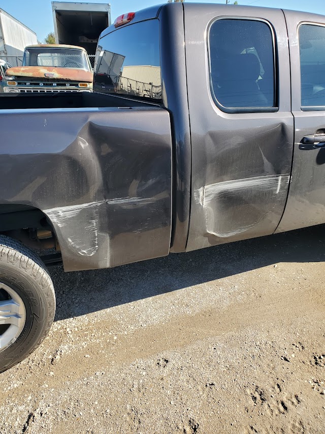 W-J Body & Paint Shop Inc photo 3