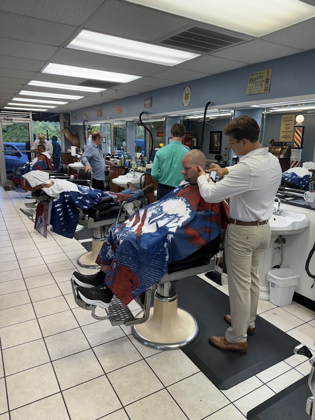Wes' Barber Shop / Huntsville Barber Shop photo 4