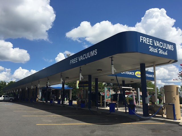 Whistle Express Car Wash photo 3