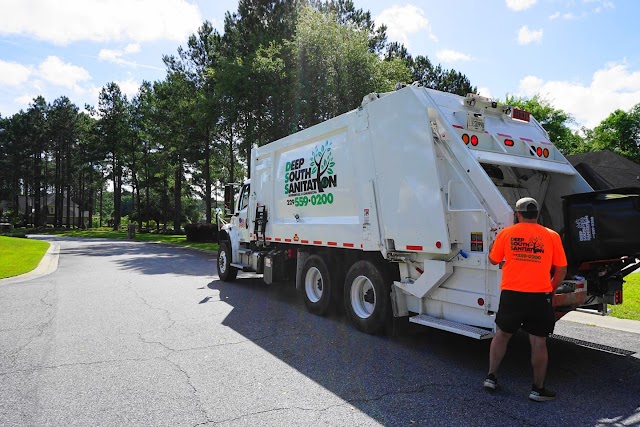 WM - Valdosta Hauling photo 4